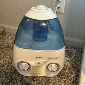Vicks Starry Night Cool Mist Humidifier